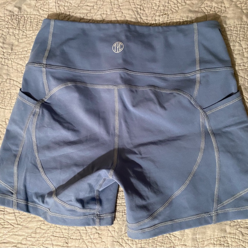 TYC (til you collapse) blue heart booty shorts medium